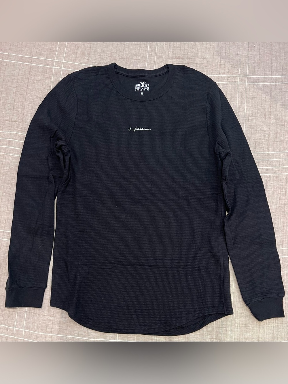 Hollister Black Long-Sleeve Waffle Knit Tee with Script Logo